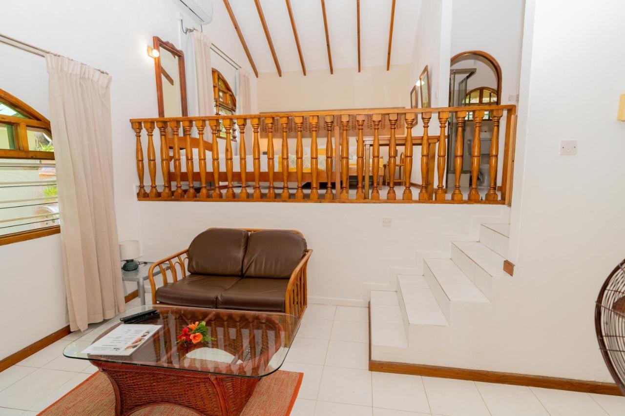 Romance Bungalows Vịnh Beau Vallon Ngoại thất bức ảnh