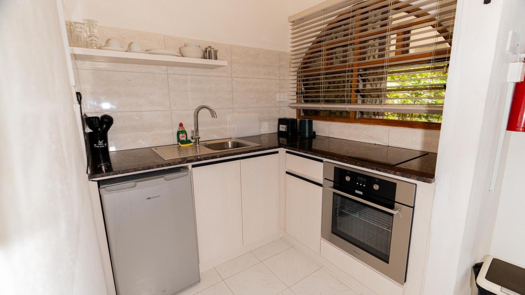Romance Bungalows Vịnh Beau Vallon Ngoại thất bức ảnh