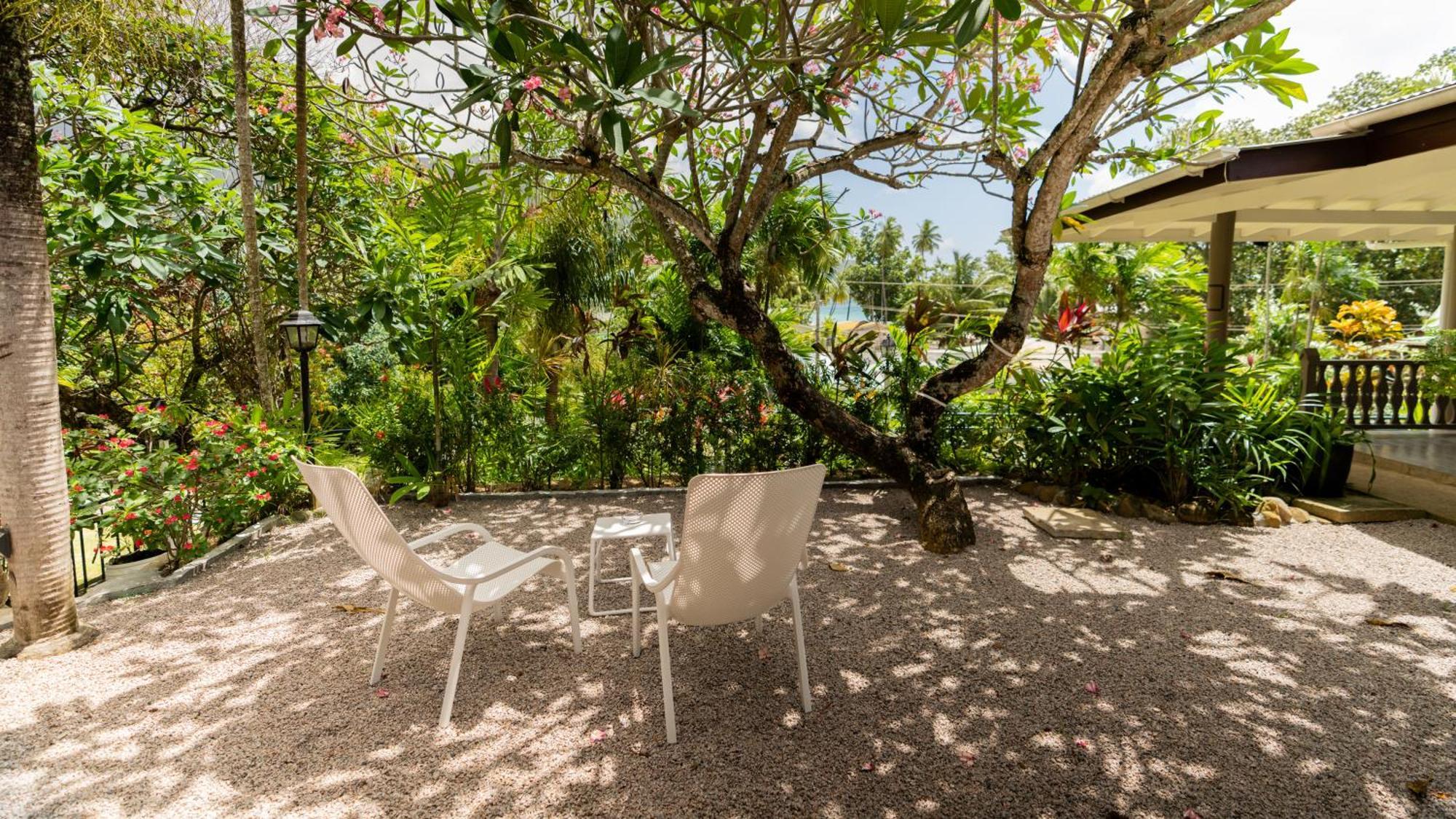 Romance Bungalows Vịnh Beau Vallon Ngoại thất bức ảnh
