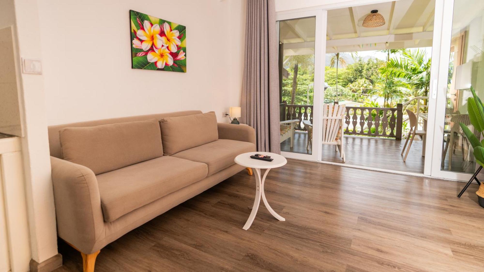 Romance Bungalows Vịnh Beau Vallon Ngoại thất bức ảnh