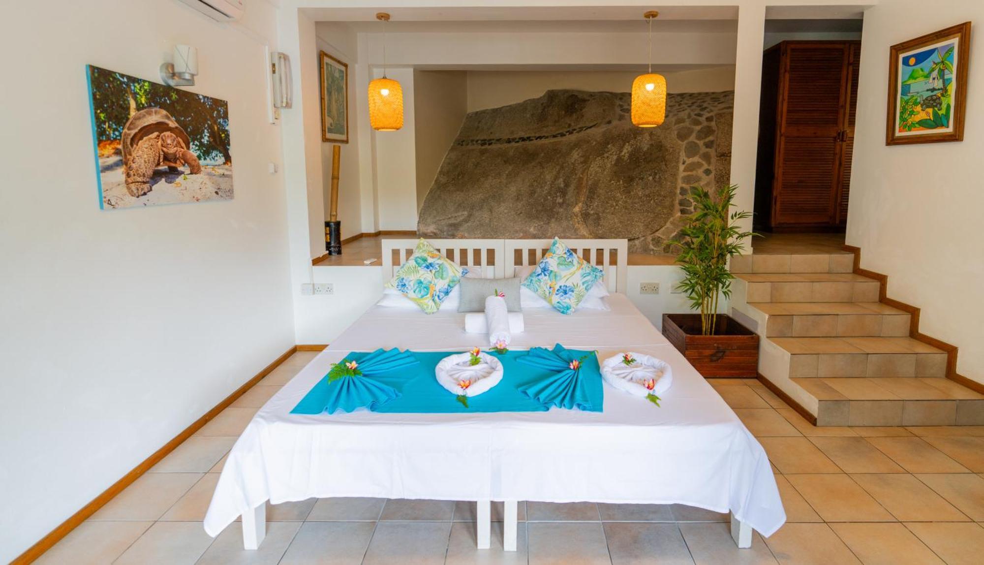Romance Bungalows Vịnh Beau Vallon Ngoại thất bức ảnh