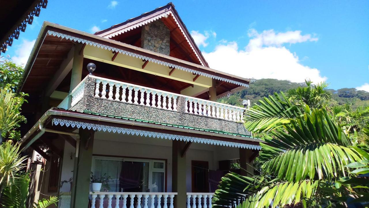 Romance Bungalows Vịnh Beau Vallon Ngoại thất bức ảnh
